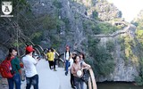 Cận cảnh cây cầu đồ sộ, xây dựng trái phép tại di sản Tràng An